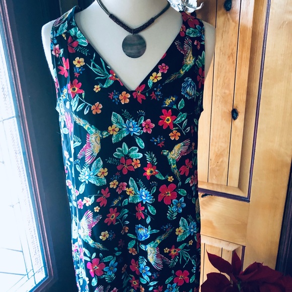 THREE π€ Comfort Dresses - Picture 9 of 12